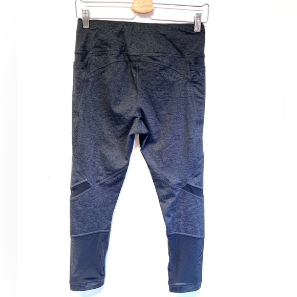 Avia Cropped Mesh High Rise Workout Leggings Pockets Gray Black Medium - Picture 2 of 9